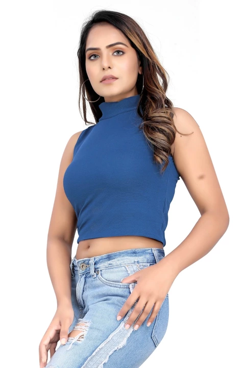 High neck crop top  uploaded by business on 8/30/2022