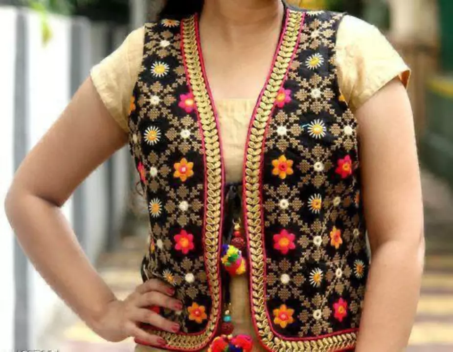 Navratri koti uploaded by Bhagwati fashion on 8/31/2022