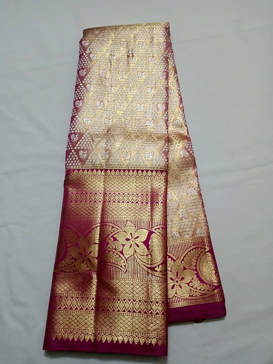 Tissue saree with silver jari broket uploaded by business on 6/24/2020