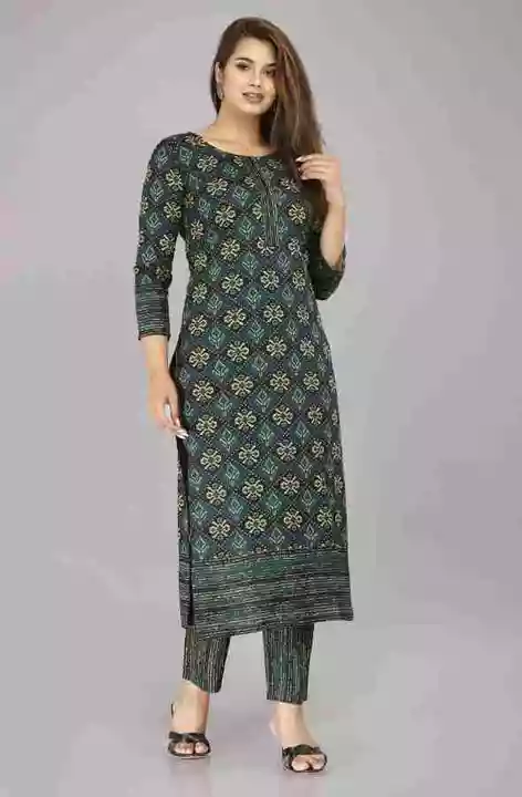 Women printed kurta and pant set uploaded by business on 9/3/2022