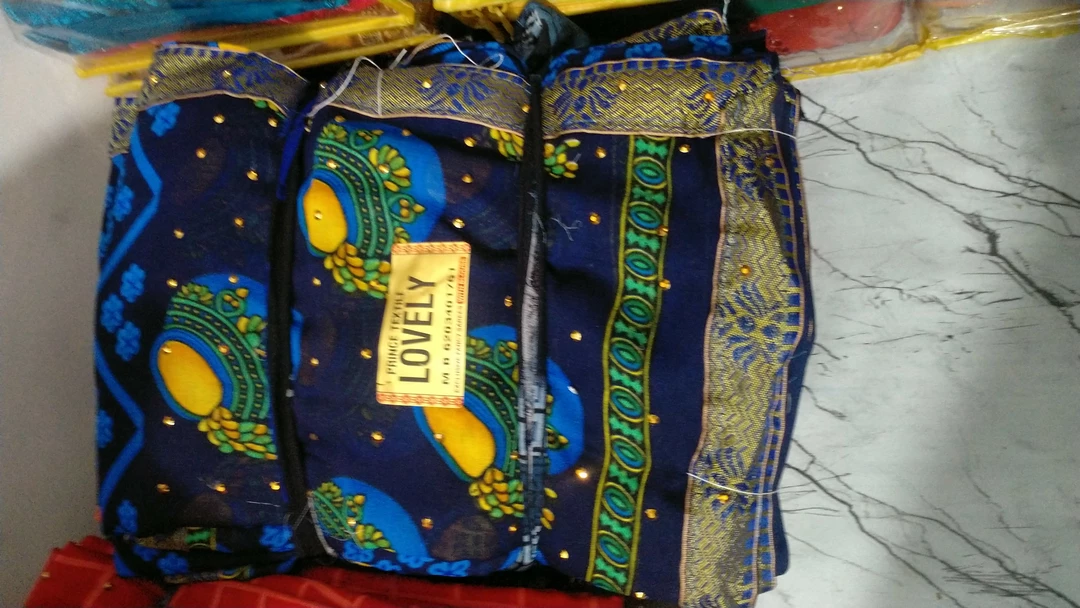 Product uploaded by Shri maan Shri mati textiles on 9/3/2022