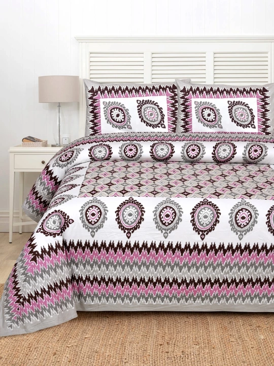 *PATOLA* 


Size 
BEDSHEET - *100 by 100 inches* 
PILLOW COVER - 18 by 27 inches (flap pillow)
Sides uploaded by Yunus E-Store on 9/3/2022