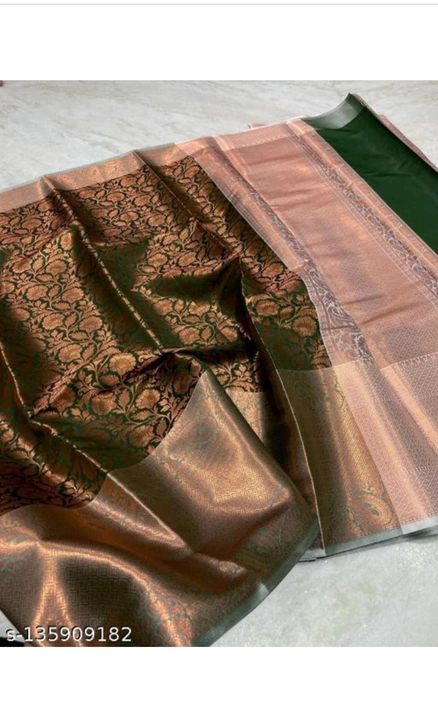 Copper Zari saree colour green uploaded by Junaid  on 9/4/2022
