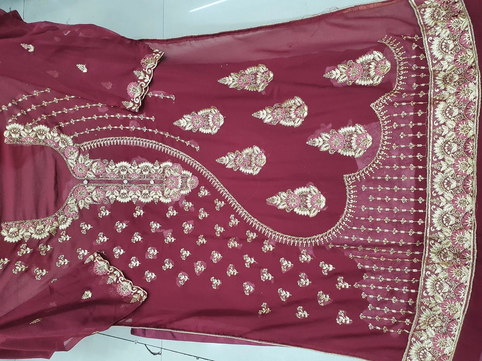 Product uploaded by Naaz fabrics on 9/4/2022