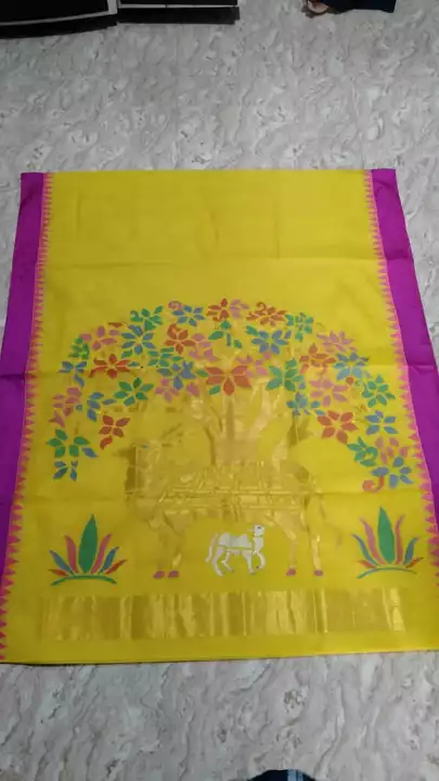 Hai sir/madm Handloom khadi sarees Hand made Best quality My name ashok contact no uploaded by business on 9/5/2022
