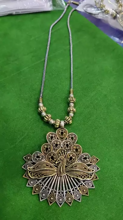 Product uploaded by Vidhi jewellery on 9/5/2022