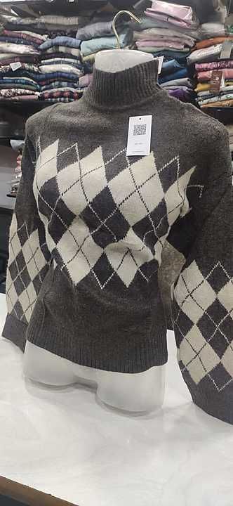 Girls stylish warm sweater  uploaded by business on 12/10/2020