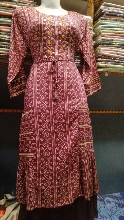 Post image I want 50+ pieces of Kurti at a total order value of 25000. I am looking for M size. Please send me price if you have this available.