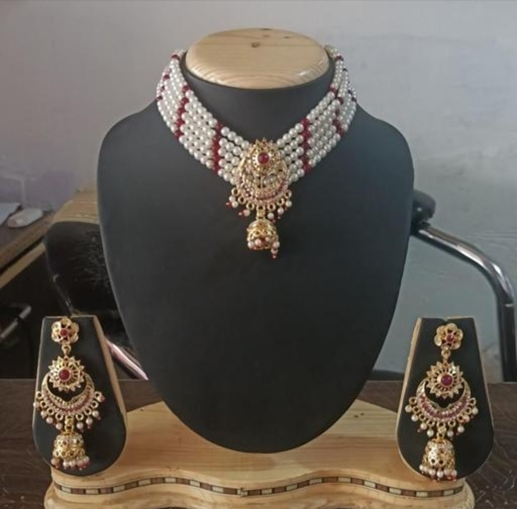 Jadau jewellery set 😍 uploaded by business on 9/7/2022
