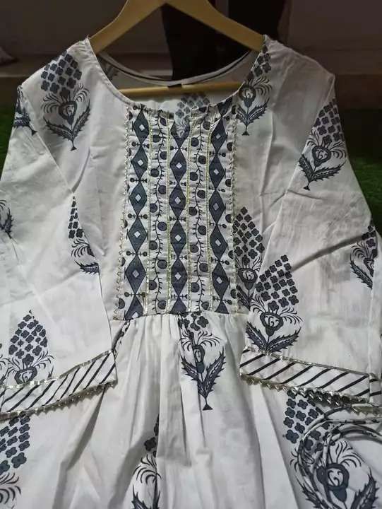 Post image *New lounch 🥰🥰*

*White Love.......*
🖤🤍🖤🤍🖤🤍🖤🤍🖤
*Look stylish in our new Hand Block print Long slit Cotton 60'60 kurta pant set for all day comfort*

Fabric:-cotton(hand block print)

Kurta length-49
Pant length-38

Size 36 38 40 42 44

*Price:- 940-₹
Free shipping
Message me
Dwk collection

*Ready to dispatch keep posting*✈️✈️✈️✈️✈️