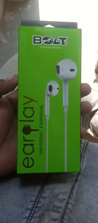 Earphones  uploaded by Shopping Club India on 9/7/2022