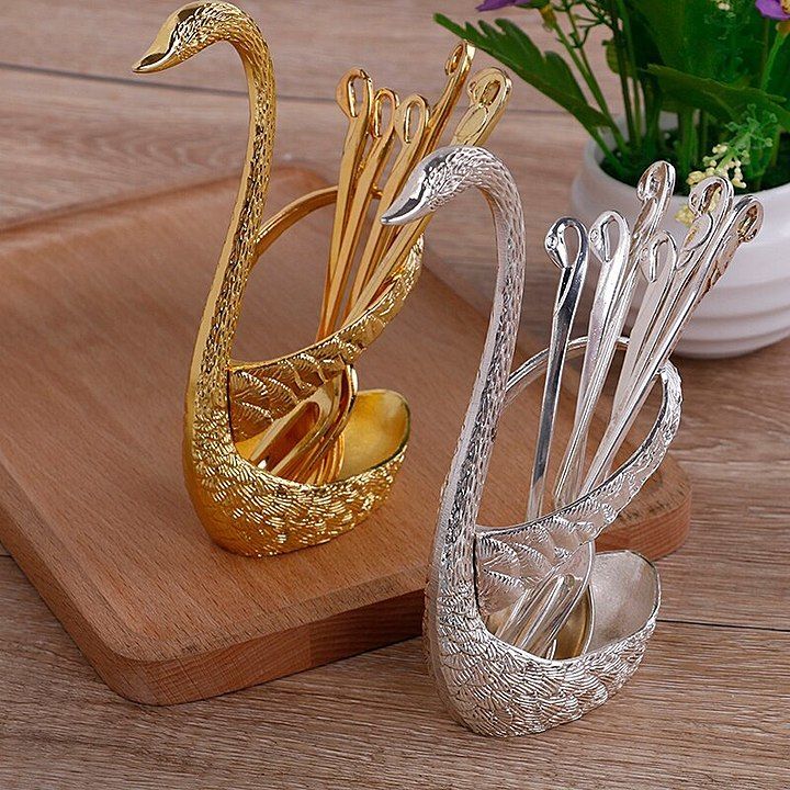 6 Pcs Spoon With Decorative Swan Stand – Silver

 uploaded by Wholestock on 12/11/2020