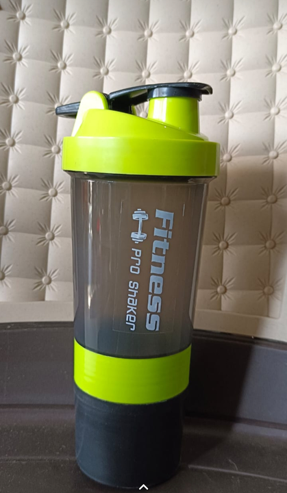 Fitness Pro shaker 750 ml with box uploaded by New Radhe Radhe gift collection on 9/8/2022