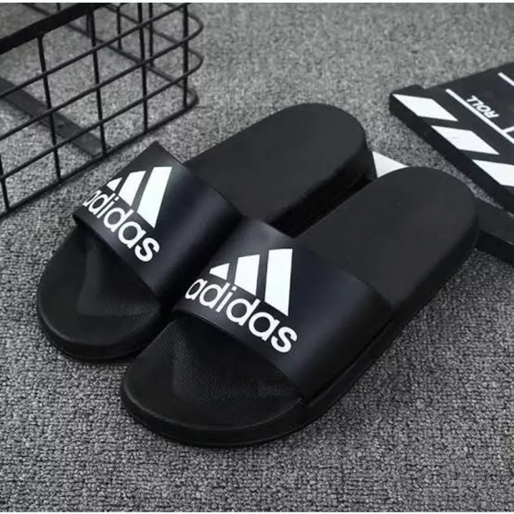 Adidas slipper  uploaded by One to one on 9/8/2022