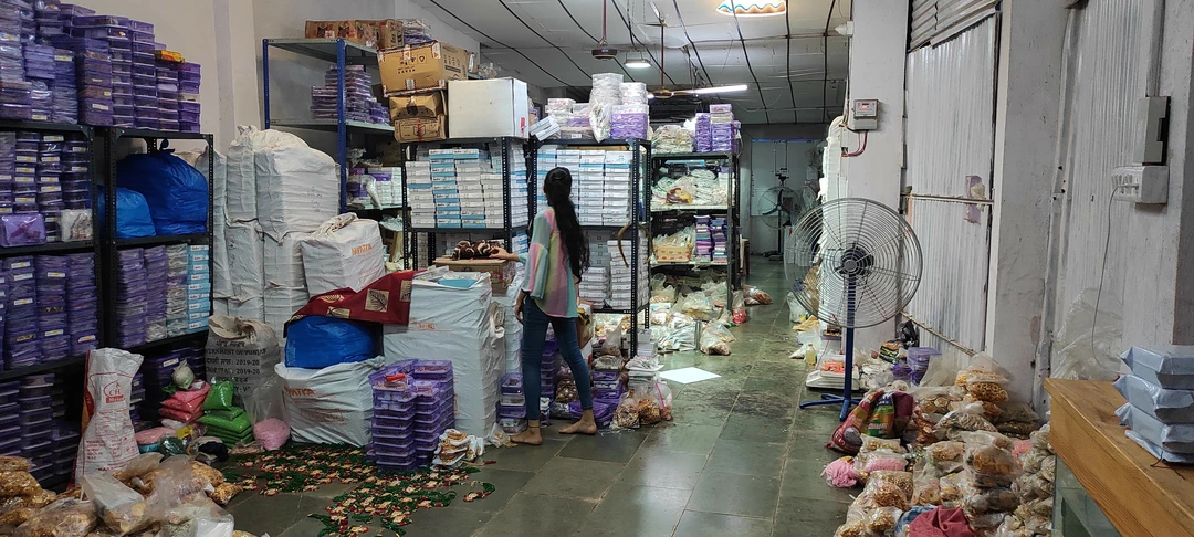 Factory Store Images of Laxmi Trader