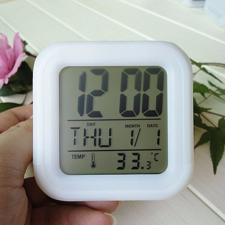 Color Changing Digital Alarm Clock

 uploaded by Wholestock on 12/11/2020