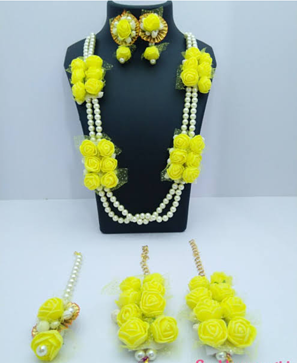 Flower jewellery set uploaded by Nishi_jewels_and_decors on 12/11/2020