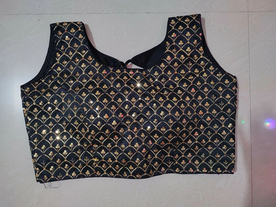 Product image with price: Rs. 250, ID: fancy-blouse-8c264e0d