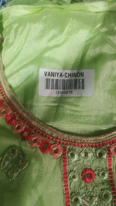 Post image मुझे Suits and dress material के 1-10 पीस ₹500 में चाहिए. अगर आपके पास ये उपलभ्द है, तो कृपया मुझे दाम भेजिए.