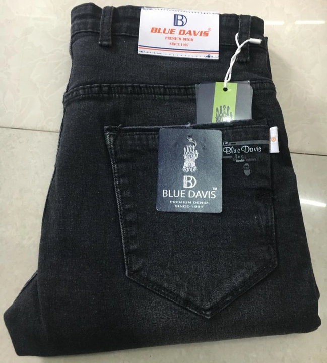3/1 mens jeans uploaded by business on 9/10/2022