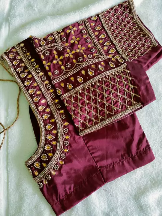 Aari work Readymade blouse  uploaded by Priya Boutique  on 9/10/2022