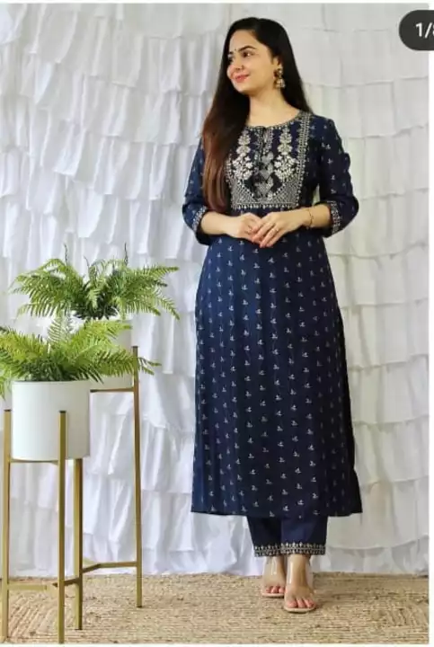 Post image I want 10 pieces of Kurta set at a total order value of 1500. Please send me price if you have this available.