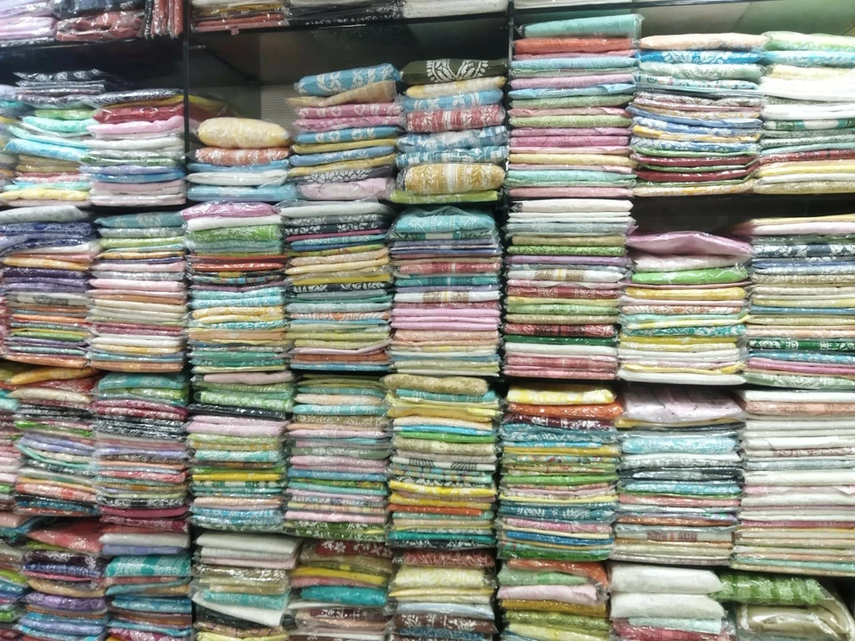 Warehouse Store Images of Lucknowi Chikankari wholesale