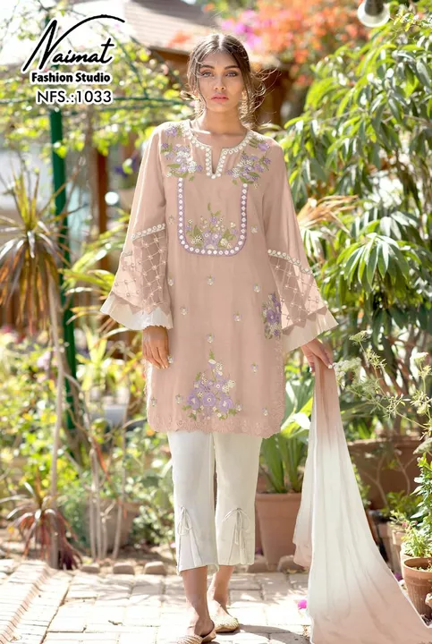 Readymade Pakistani suit  uploaded by Vishal suit collection on 9/12/2022
