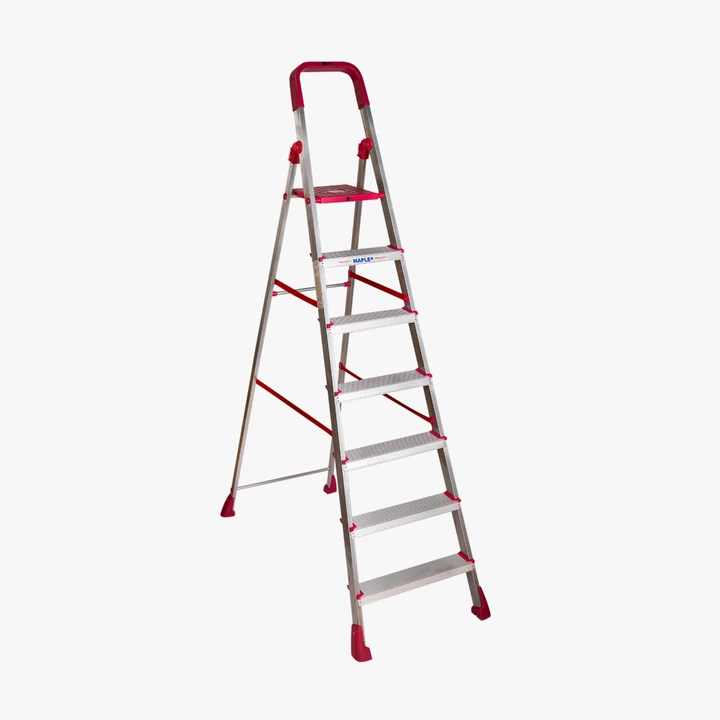Step ladder  uploaded by K C BROOMS on 9/13/2022