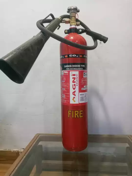 Co2 fire extinusher uploaded by Fire extinguisher on 9/13/2022