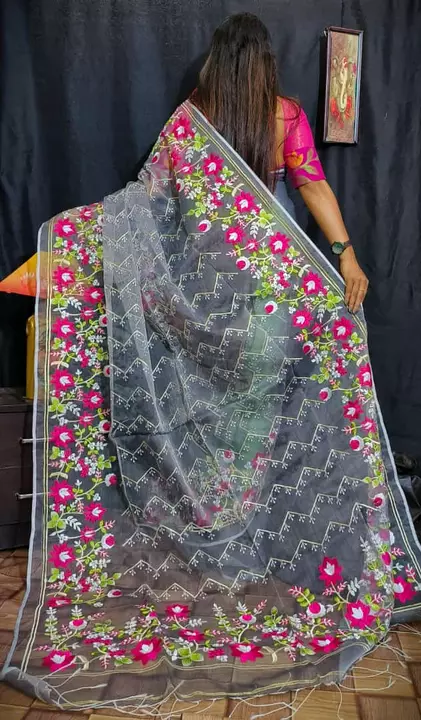 Product uploaded by MOU SAREE PALACE on 9/13/2022
