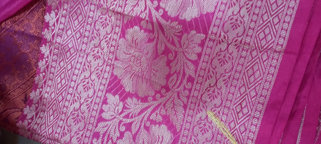 Saffon silk sarees  uploaded by business on 9/14/2022