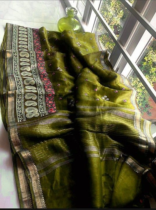 Post image Hey! Checkout my Naye collections  jisse kaha jata hai Pure Linen silk saree .
