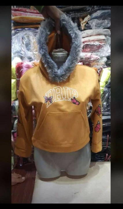 Crop huddy for girls  uploaded by Uma fashion on 9/16/2022