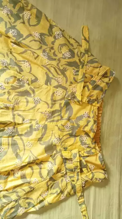 Skirt (M) Size Yellow Colour uploaded by All garments all fabric dyeing all digain on 9/16/2022