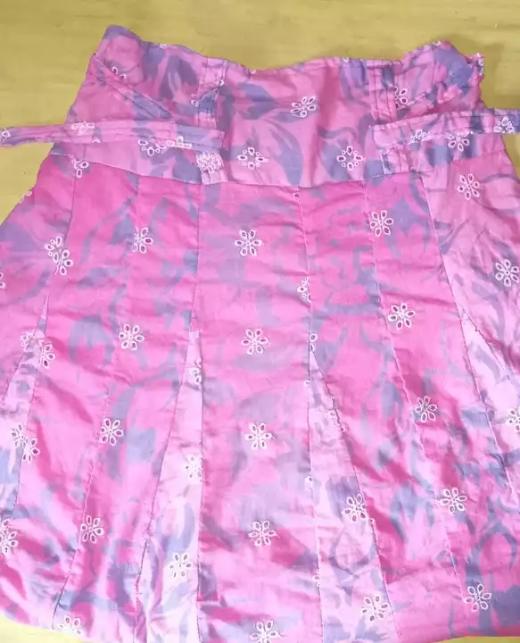 Skirt (M) size pink colour uploaded by All garments all fabric dyeing all digain on 9/16/2022