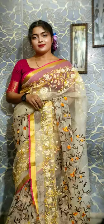 Resham Maslim Embroidery Work Saree uploaded by Debasree Boutique on 9/17/2022