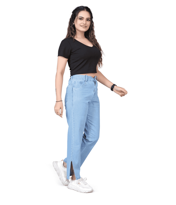 Mom fit mid rise rugged jeans uploaded by Trend Wala on 9/17/2022