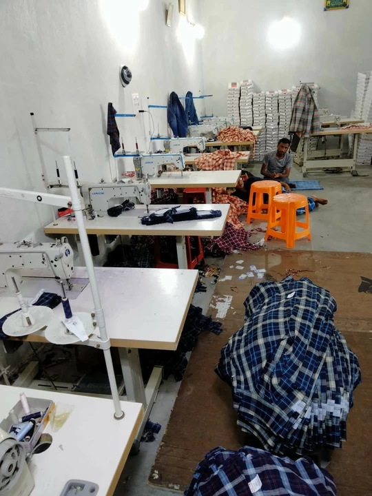 Factory Store Images of Supreme hub