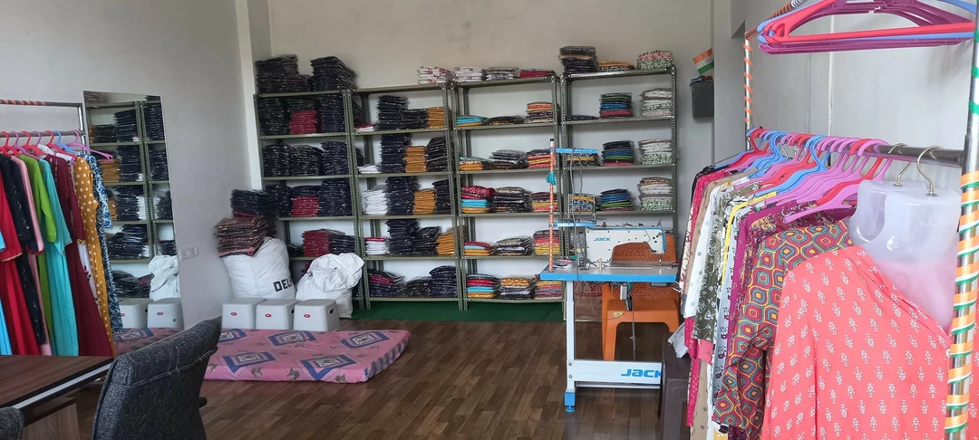 Warehouse Store Images of Kirti art and textile