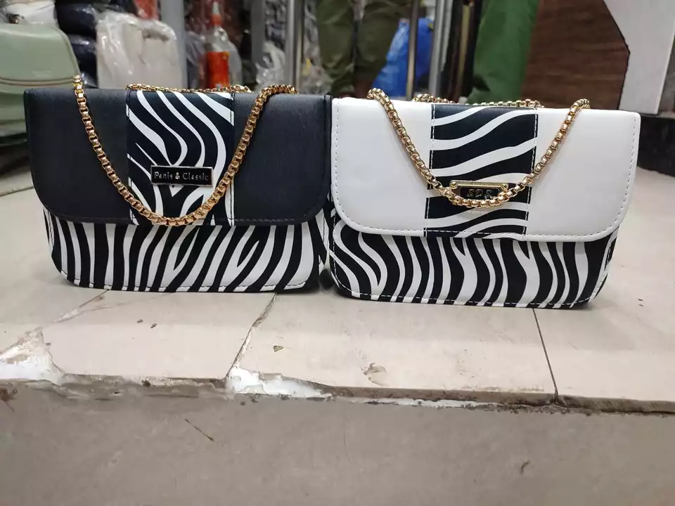 Selling  uploaded by Ladies purse bags on 9/20/2022