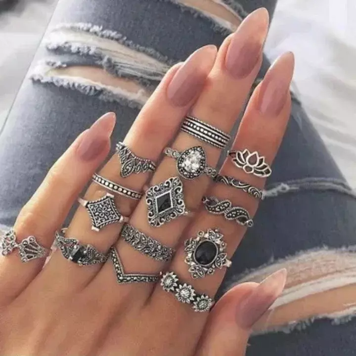 Metal Finger ring  uploaded by Bushra's closet on 9/21/2022