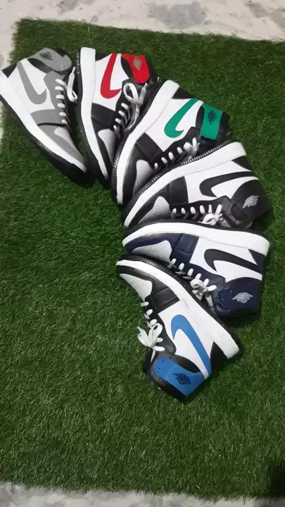 Long Nike Jordan shoes uploaded by G L Fw on 9/22/2022