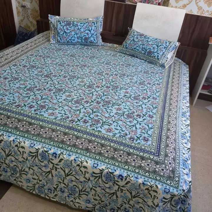 Double bed bedsheet  uploaded by business on 9/22/2022