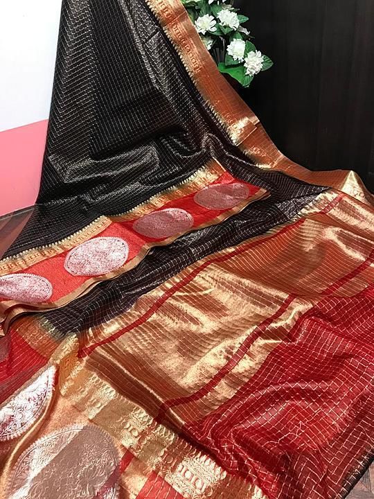 Post image Kora muslin jacquard design sarees.
I'm manufacture of Linen and silk sarees.
Contact us 7903892324