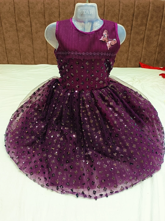 Product image with price: Rs. 570, ID: party-wear-frock-7d6b285a