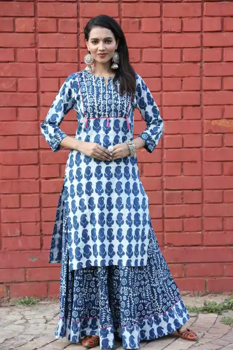 Post image *✨✨New Navratra special collection launching now ✨✨*

 
*All are new design in nautral handblock print*

*New Handblock print kurta skirt collection available now*

*Size -38 to 46*
*length 42*
*Sleeve 17*

*Booking starting*

*Dispatch from Monday 26/9/2022*

More information contact my WhatsApp number
7296850922