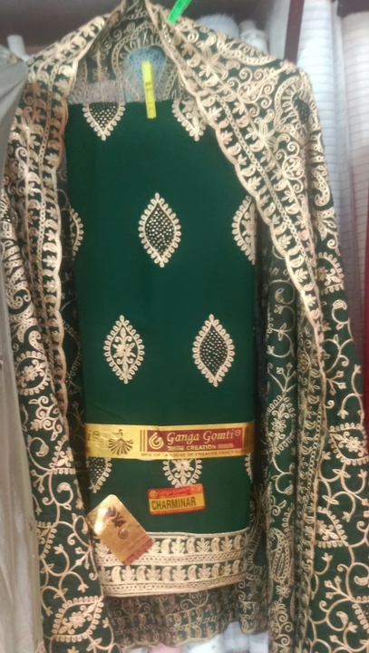 Shop Store Images of Siddiqui cloth house