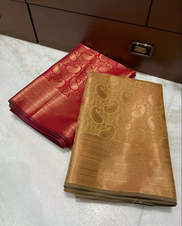 Banarasi Copper Zari Saree with Blouse  uploaded by business on 9/25/2022