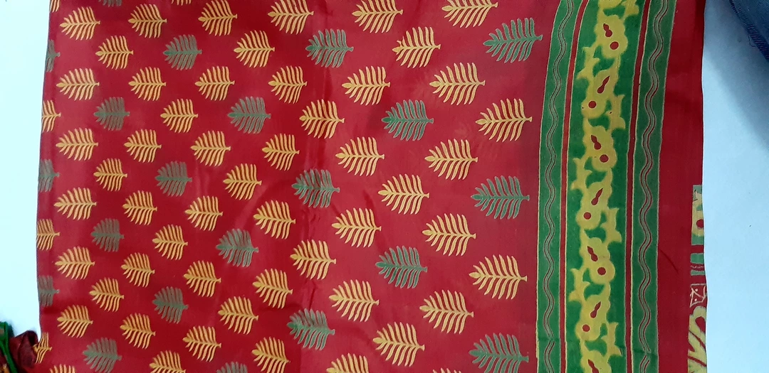 Post image Pure silk printed silk sarees 6 miter